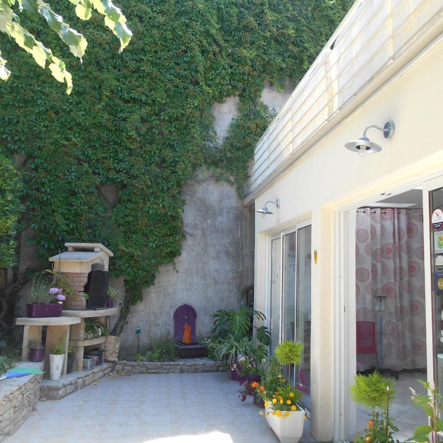 Louminai Bed & Breakfast Donzère Dış mekan fotoğraf