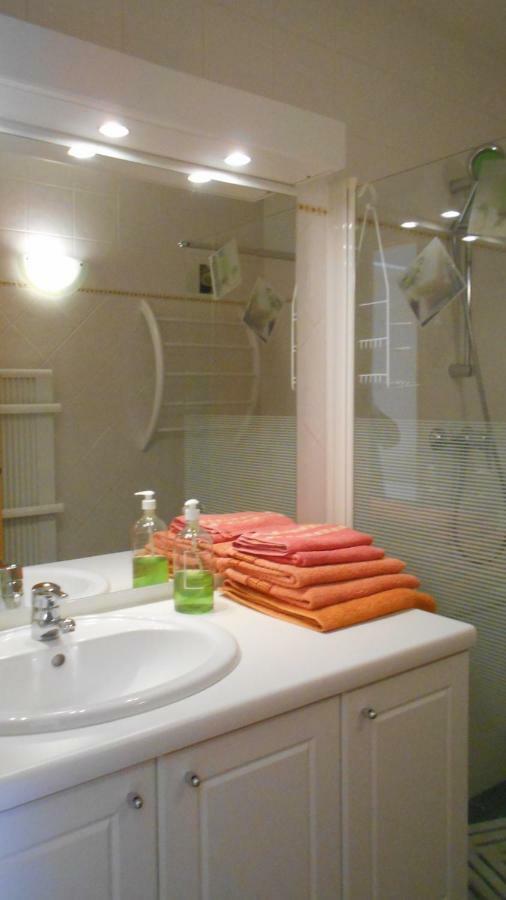 Louminai Bed & Breakfast Donzère Dış mekan fotoğraf